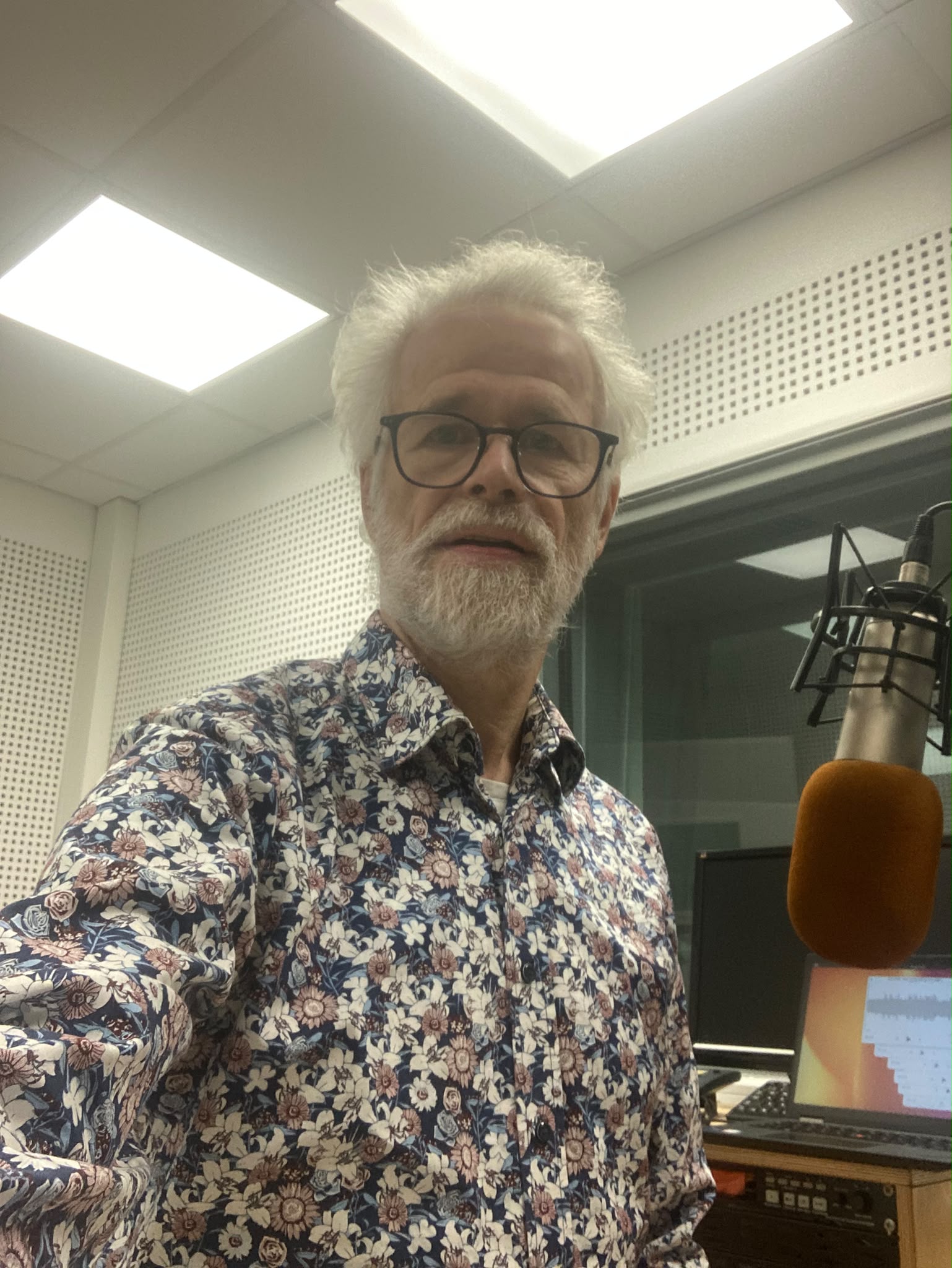 Frank Ohlsen im Studio von Radio ZuSa
